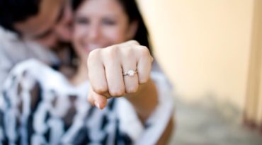 5 Motive pentru care e super să fii proaspăt logodită