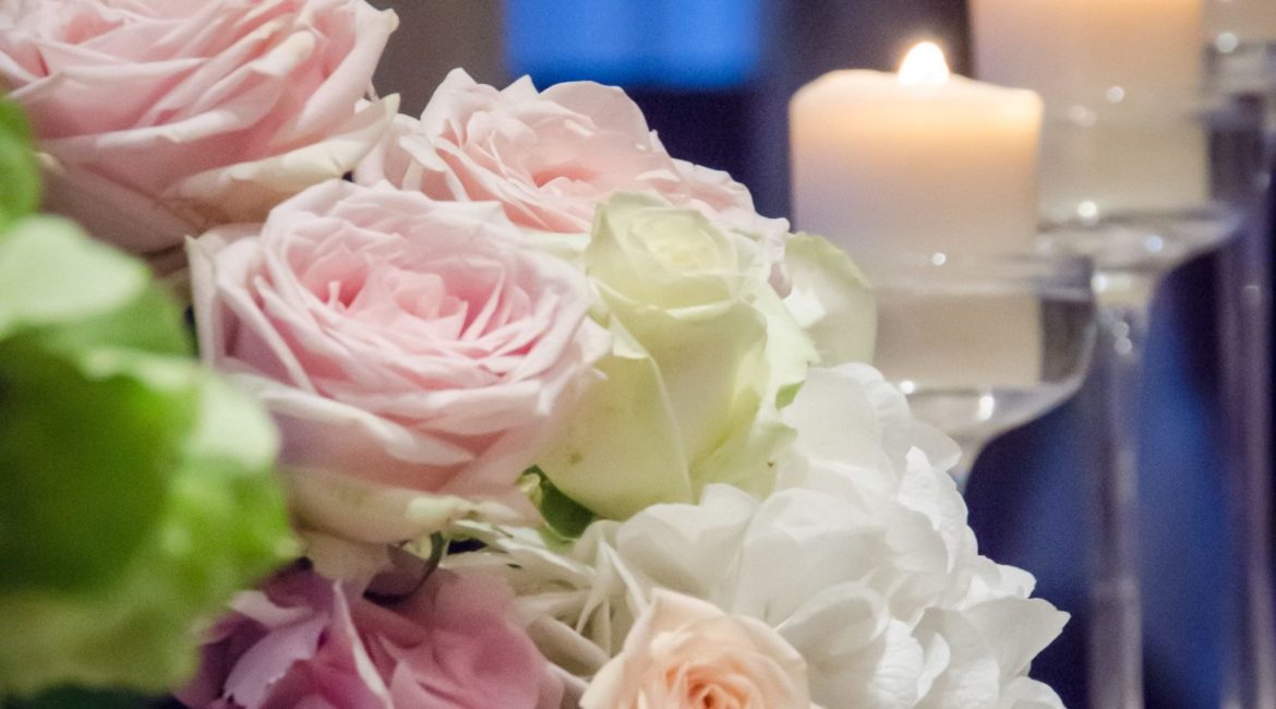 Îmbracă-ți evenimentul în roz