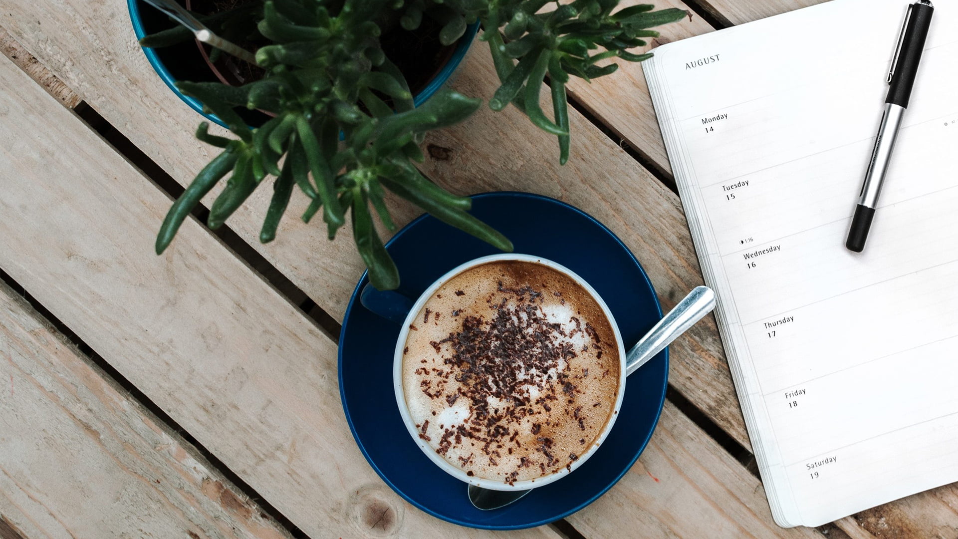 4 Motive pentru a alege un profesionist în nunți