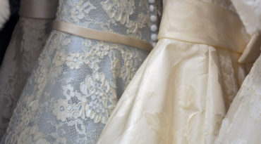 6 Lucruri de care ar fi bine să ții cont înainte de a-ți cumpăra rochia de mireasă