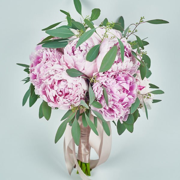 Buchet din bujori roz