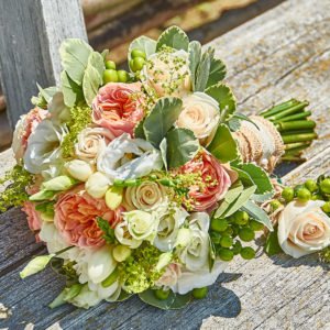 Buchet Mariachi White